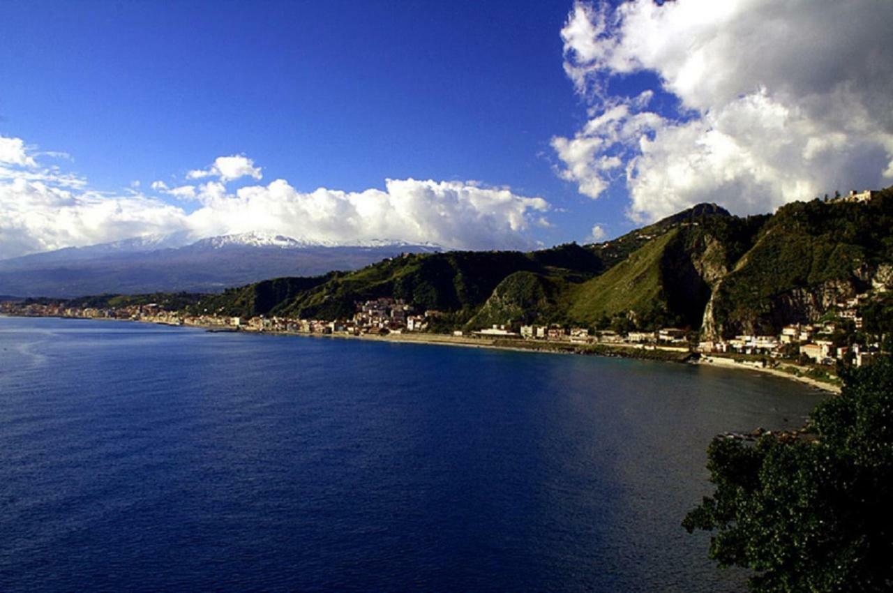 Hippocampus B&B Giardini Naxos Exterior photo